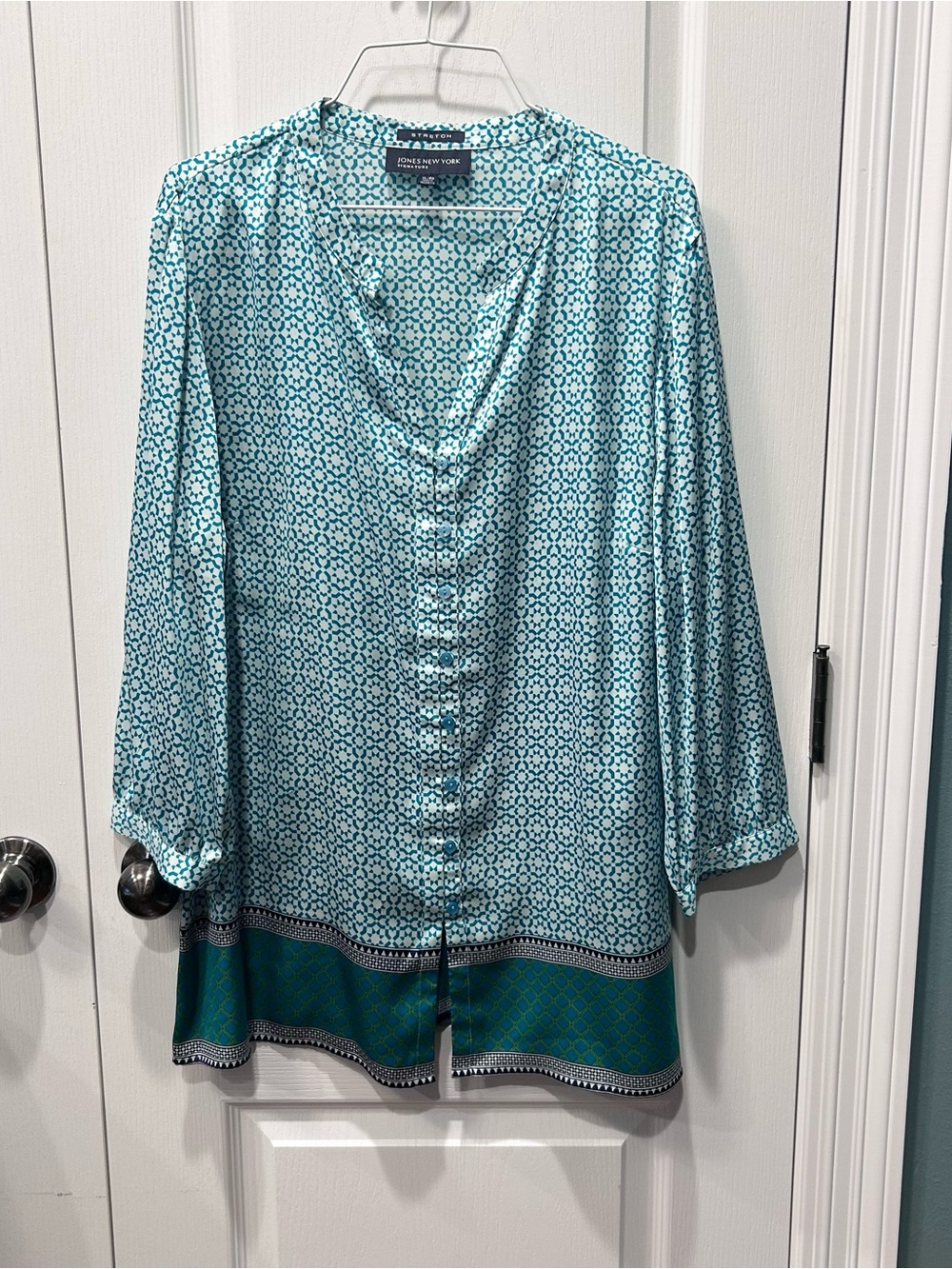 Jones New York Women's 3/4 Sleeve Teal Geometric Print Button Up Blouse Size XL